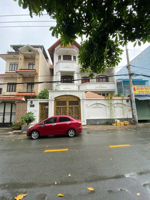 bán biệt thự mặt tiền đông hưng thuận 17, đông hưng thuận, quận 12, dt: 12x19m, 2 lầu, 18 tỷ (tl)