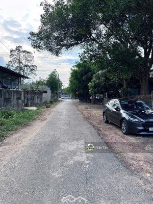 hàng hiếm tại đặng văn bê, phường 4, cai lậy. 530tr/240m2