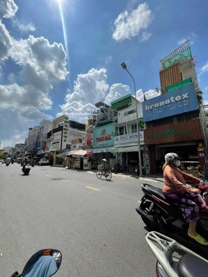 building 2 mặt tiền tô hiến thành, ngang 4,5m, dài 20m, 5 tầng, kthđ 80tr / tháng chỉ 27,5 tỷ