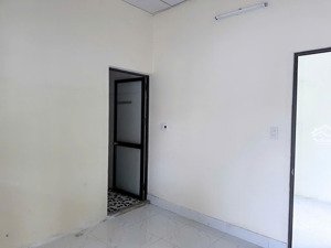 bán nhà cấp 4 tại hoa động, đang cho thuê 2tr/ tháng