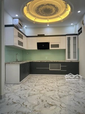 bán nhà nguyễn sơn, long biên 50m2, 5t thang máy gara ô tô 15. x tỷ