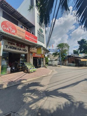 cho thuê nhà hxh huỳnh thị hai, 60 m2, 2pn, 3wc, giá 11,8 triệu