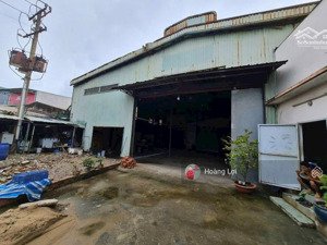 cho thuê kho xưởng mặt tiền đường tây lân, btđ a bình tân. ngang 40m dài 62m2 2.500m2 125 triệu/th