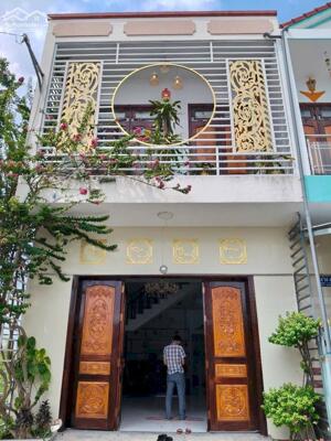  NHÀ MỚI 1 TRỆT 1 LẦU GIÁP PHƯỜNG 8 VĨNH LONG (TẶNG NỘI THẤT)