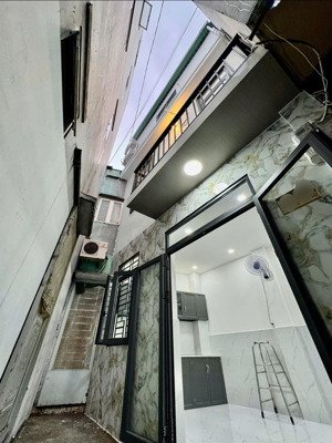 bán nhà 3 tầng sổ hồng riêng đường nguyễn du p7 gv, ngay chợ gò vấp nguyễn văn nghi