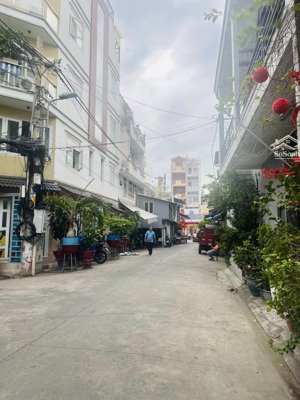 siêu ngon - phú nhuận - đường 6m - xe hơi ngủ nhà 75m2 chỉ nhỉnh 9 tỷ