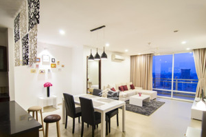 tôi cần cho thuê căn hộ chung cư pn - techcons, quận phú nhuận, 136m2, 3pn, 19tr/th