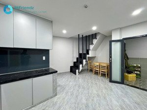 khai trương căn 1 trệt 1 lầu full nội thất có máy giặt riêng ngay trung tâm bình thạnh