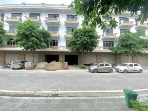 bán căn biệt thự 60m2 tp thanh hoá - sẵn sổ. lh: 