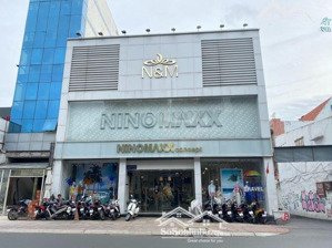 hạ 8 tỷ bán nhà mt âu cơ, tân bình. 10mx60m, kc:4 tầng, ctxd: hầm 8 tầng. giá 150triệu/m2