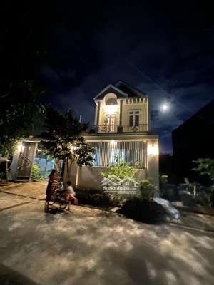 bán nhà chính chủ tâm huyết để về quê