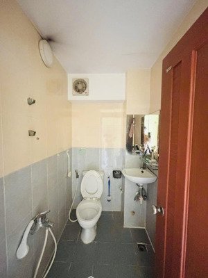 siêu phẩm căn lô góc thoáng mát, nở hậu tài lộc, 4 tầng, 5 phòng dòng tiền phòng chỉ 5.9 tỷ chốt