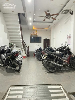 bán gấp tòa nhà cho thuê 12pn kk phùng khoang, ngõ thông cách 30m ra đường ô tô doanh thu hơn 50tr