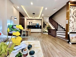khu hàng không ngõ 158 nguyễn sơn - 64m2 4 tầng mt 4m75 - giá chỉ 10tỷ8 ạ
