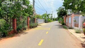  BÁN ĐẤT MẶT TIỀN ĐƯỜNG TRỊNH HOÀI ĐỨC – TT. ĐẤT ĐỎ, H. LONG ĐẤT, BR-VT V