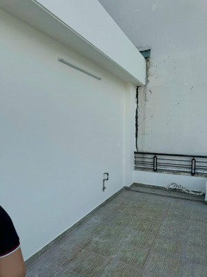 bán nhà 1 trệt 3 lầu mặt tiền nguyễn thị định,diện tích 78,8m ngang 5,34m khu kinh doanh 