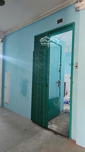 chính chủ cho thuê. nhà mới sửa, sơn. giá thuê 7.500.000. cọc 2 tháng tiền nhà. ngày 15/06 nhận nhà