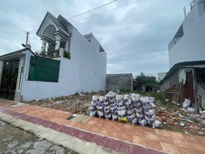 bán đất 100m2/1ty4 nằm ngay trên đường bảy tấn, bình chánh, tphcm