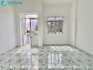 siêu phẩm phòng ban công có nội thất, thoáng mát, sạch sẽ tại q9 chỉ 35