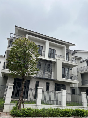 cơ hội không dành cho người chờ đợi mà dành cho người chịu thử trao uy tín tạo niềm tin