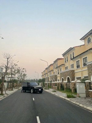 bán nhà vườn dãy tt15 kđt nam an khánh giá chỉ 20 tỷ