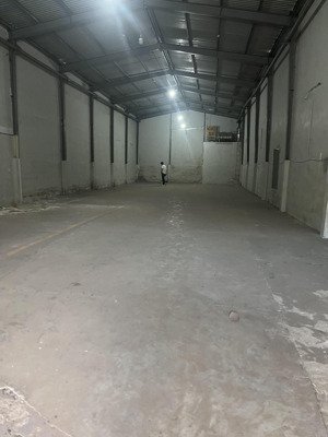 cho thuê xưởng dương quảng hàm, p5, gò vấp. dt 450m2