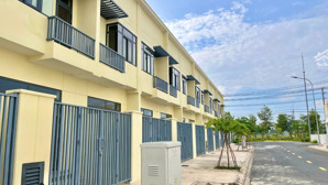 chỉ 1.6 tỷ có ngay nhà phố siêu đẹp tại kcn phước đông, tây ninh