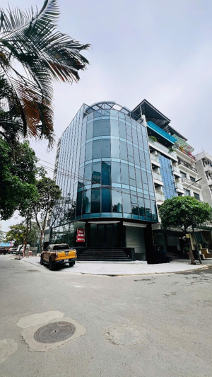 cho thuê tòa nhà 2 mt nguyễn văn trỗi, p15, dt: 8,5x22m. hầm 6 tầng. sàn suốt. pccc