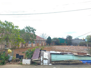 thanh lý nhanh lô đất biệt thự 10x32 320m2 giá 2,8tỷ nằm trên đường thung lũng tình yêu tp đà lạt.