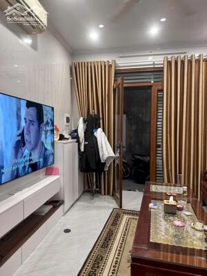 Cực Hiếm. Bán Nhà Ngọc Lâm 24/28m mặt tiền 3.6m 2 tầng mới đẹp chỉ hơn 4 tỷ