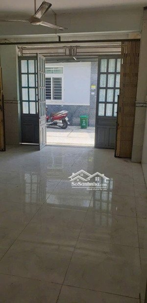 cho thuê nhà 4x10m, mặt tiền đường hẻm nhựa 7m đường lâm thị hố