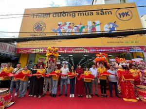 cho thuê mb 452m2 ngang 13.5m 84 ung văn khiêm bình thạnh - khu siêu sôi động - giá tốt