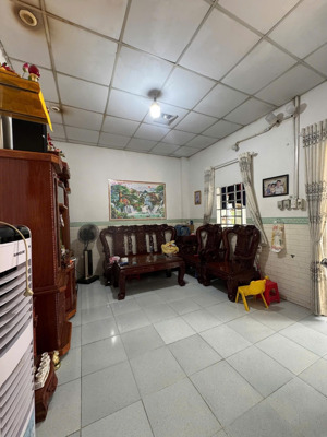 bán nhà cấp 4, phường thống nhất, gần chợ 57
