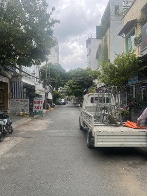 cho thuê nhà 125/ lê đức thọ. khu căn cứ. mặt tiền buôn bán kinh doanh