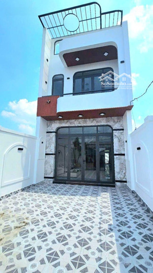 chủ kẹt vốn cần ra gấp căn nhà giá rẻ vừa mới xây xong. thích hợp cho ac mua ở hoặc kinh doanh