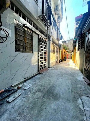 kim giang - thanh liệt - 18 phòng khép kín - doanh thu 80tr/ tháng. diện tích 55m2x 8t, thang máy