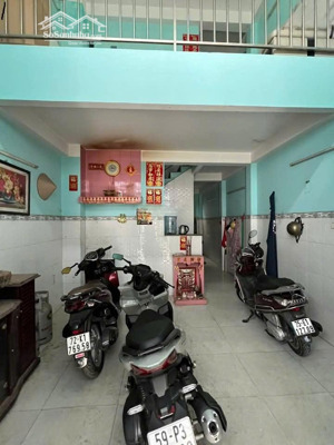 cho thuê nhà hẻm 5m (xh) trịnh đình trọng, p. hòa thạnh, q. tân phú giá 13tr