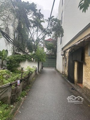 bán đất bát khối - long biên 135 m2 oto tải tránh chỉ 13.8 ty, 5 phút ra aon,10 sang phố,có 102