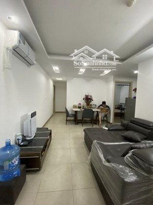 bán căn hộ 3 ngủ ruby city 3 phúc lợi long biên. lh: 