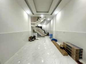 bán gấp nhà riêng 4pn, 3wc, 45,5m2, giá ưu đãi nhỉnh 6 tỷ tại lãnh binh thăng, q11, hcm