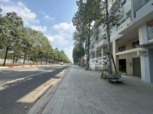 shophouse uni complex 2 mặt tiền, 3 mặt tiền, 1 trệt 2 lầu, 1 trệt 3 lầu, ngay trung tâm hành chính