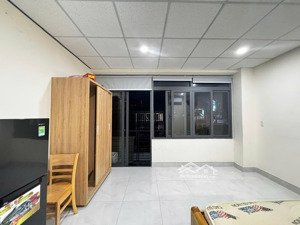 cho thuê căn hộ 1pn full nội thất có ban công máy giặt riêng ngay khu sân bay - cv hoàng văn thụ