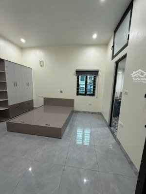 cho thuê phòng trọ khép kín căn 2 pngủ tại ngõ 123 bằng liệt linh đàm 40m2 full đồ có ban công rộng