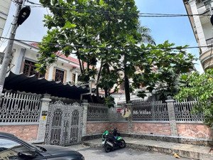 cho thuê nhà tại võ trường toản , thảo điền, q2 giá 83tr/th