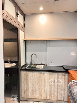 cho thuê phòng studio full nội thất ngõ 23b lý nam đế hoàn kiếm