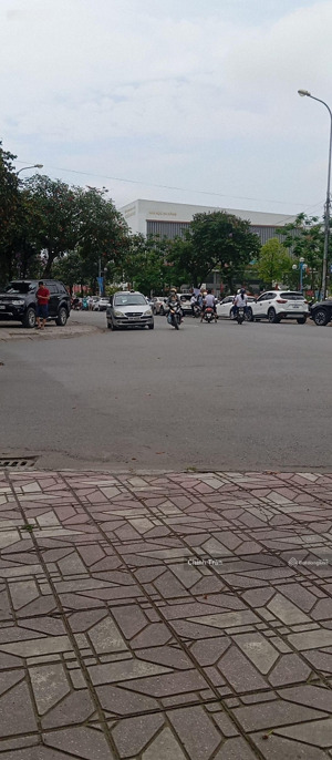 bán đất 330m đất mặt phố bát khối full thổ cư mt 12m giá chỉ 36,5 tỷ thương lượng.