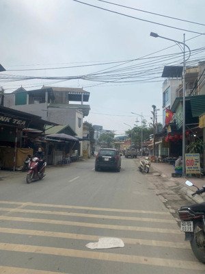 80m2 gần trục chính liên xã, gần chợ phượng phụng châu. giá rẻ 4.5 tỷ.