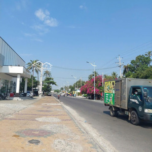 chủ cần bán mặt tiền 250m2 nguyễn đình chiểu , phường hàm tiến , tp phan thiết