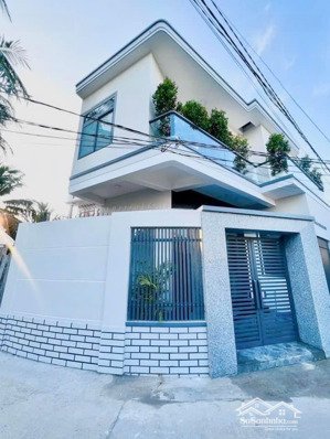 bán nhà đường lương định của ngay đối diện ubnd xã vĩnh ngọc. nhà căn góc thông thoáng 2 tầng (3pn)