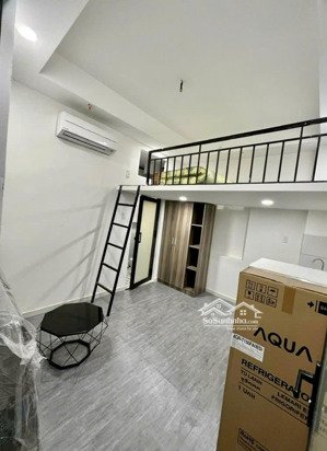 duplex q10 nhẹ nhàng, nội thất đầy đủ, có thang máy
